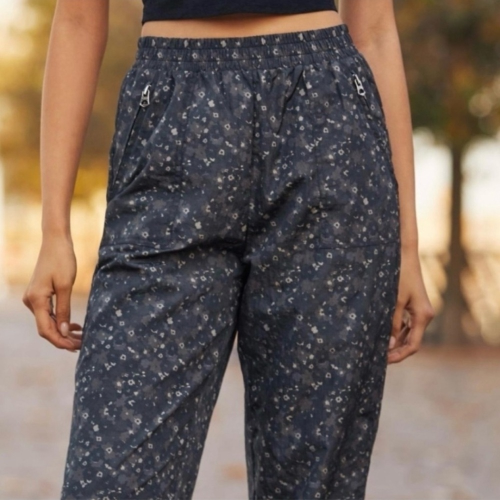 Varley Joggers Beckett Pants Anthropologie Size Small - Picture 5 of 13